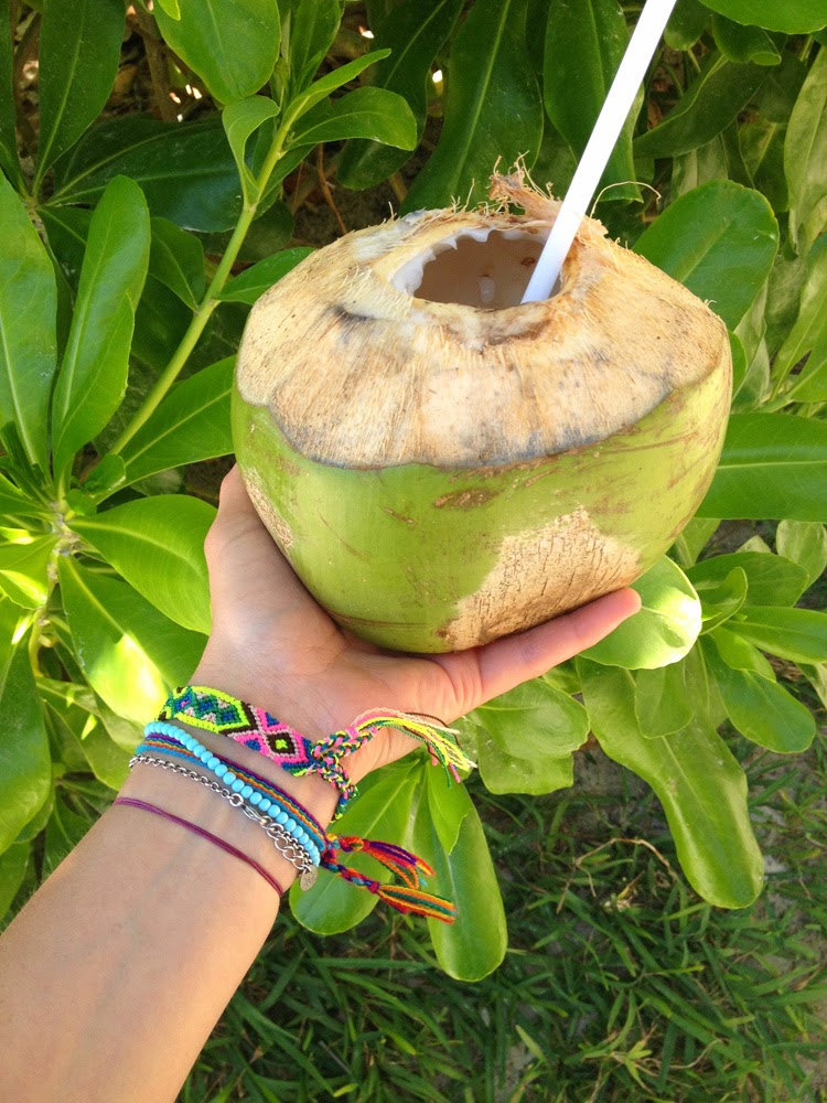 Tulum-coconut
